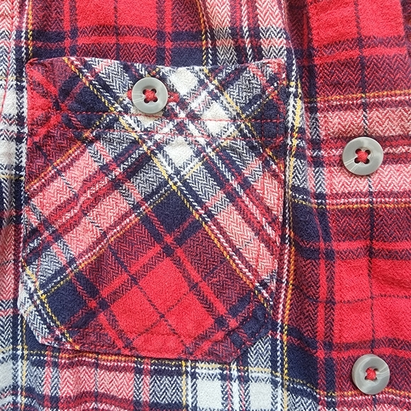 TCP fall plaid button down flannel with ls blue henley thermal & khaki pants - Picture 4 of 8